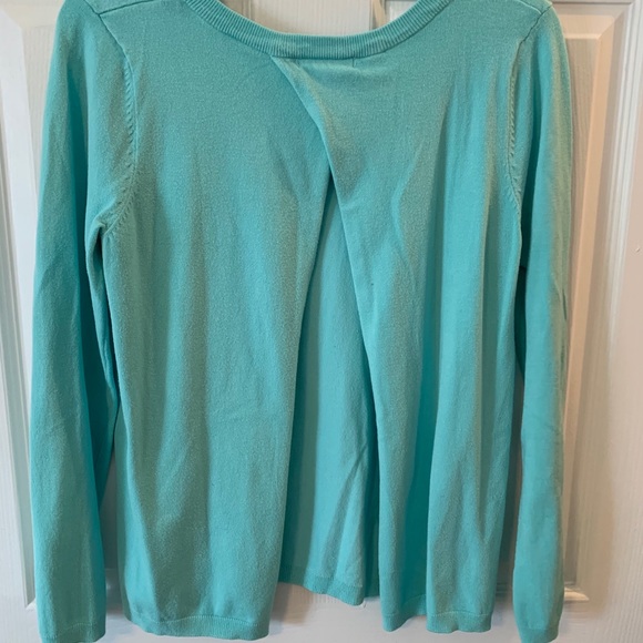 Open back sweater - Picture 3 of 3